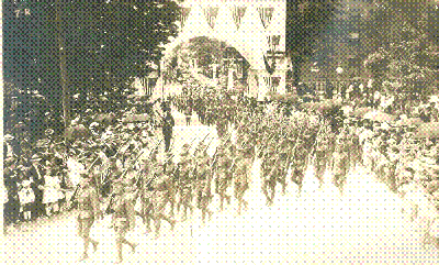 Sheppard  Crump's unit - the 29th Division parading down Broad Street after the war in 1919.