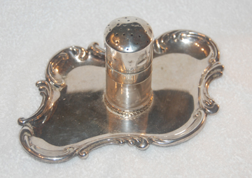 Container on tray